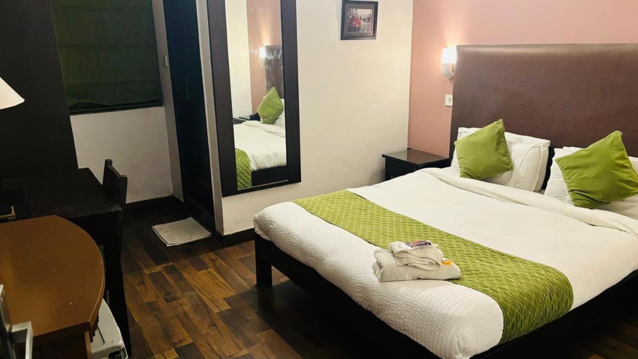 Hotel Kular At Saket Near Pvr Cinema 3* New Delhi