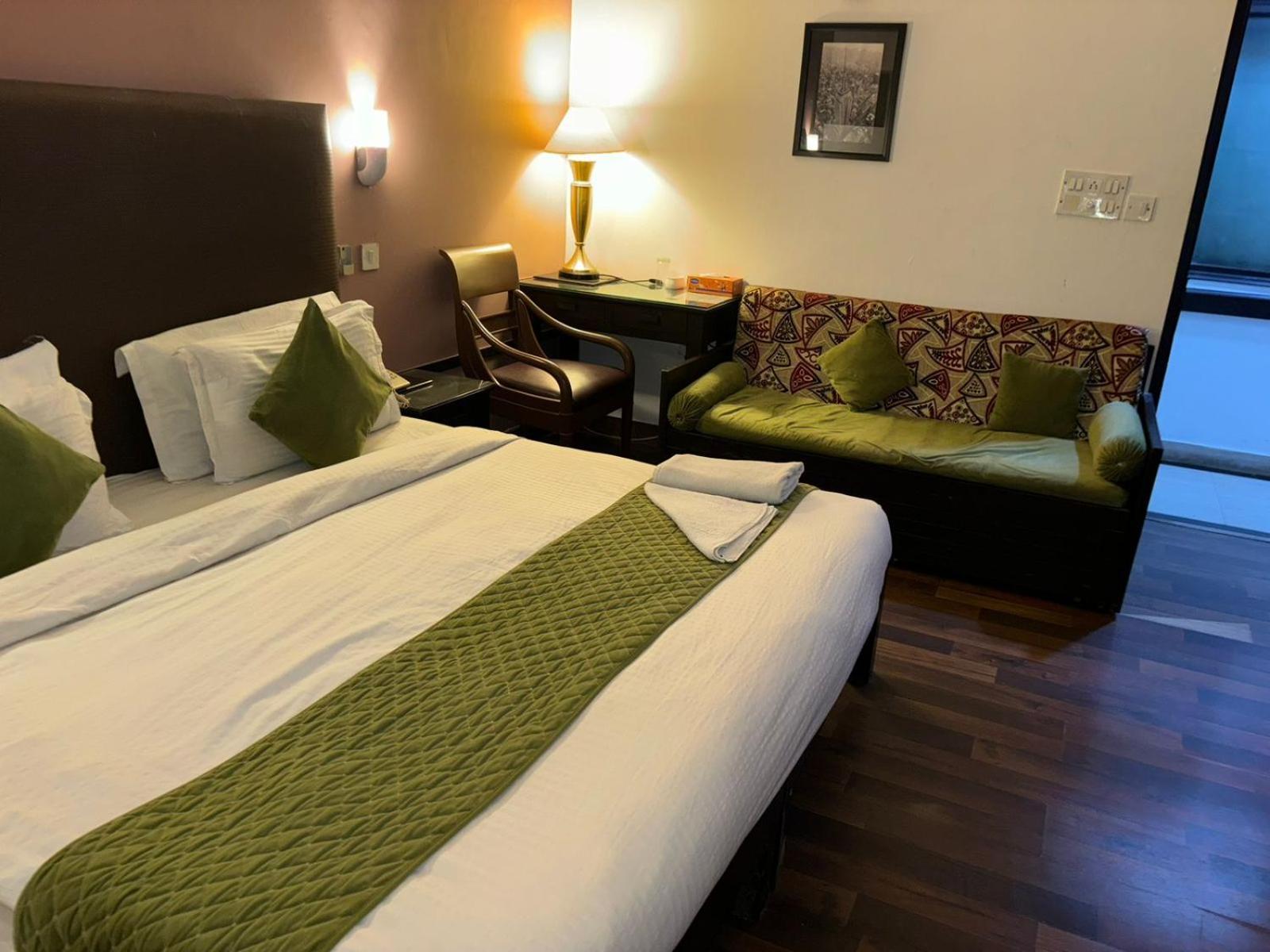 Hotel Kular At Saket Near Pvr Cinema