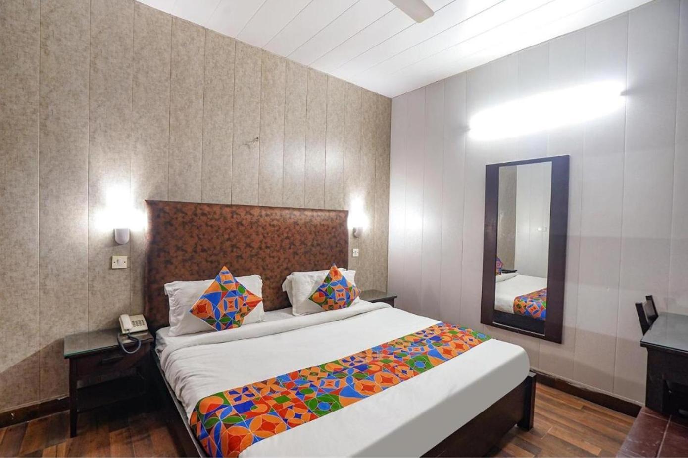 Hotel Kular At Saket Near Pvr Cinema 3* New Delhi